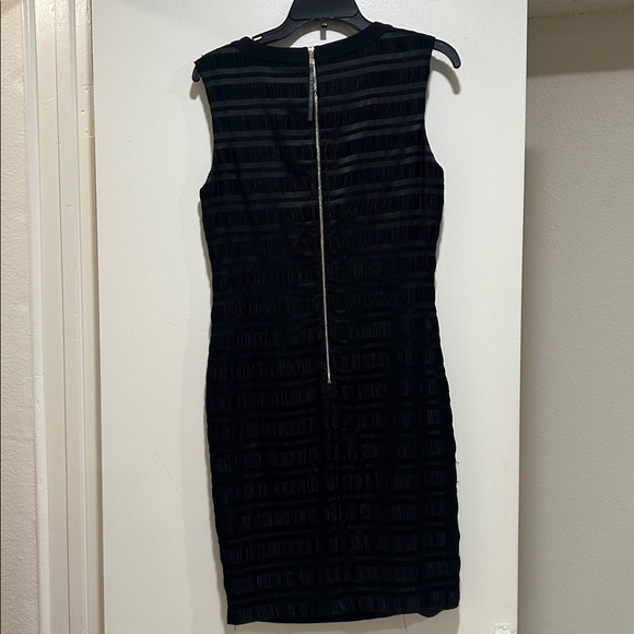 Vince Camuto Black Sleeveless Midi Dress - Picture 3 of 4